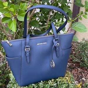 Michael Kors Charlotte Large Top Zip Leather Tote